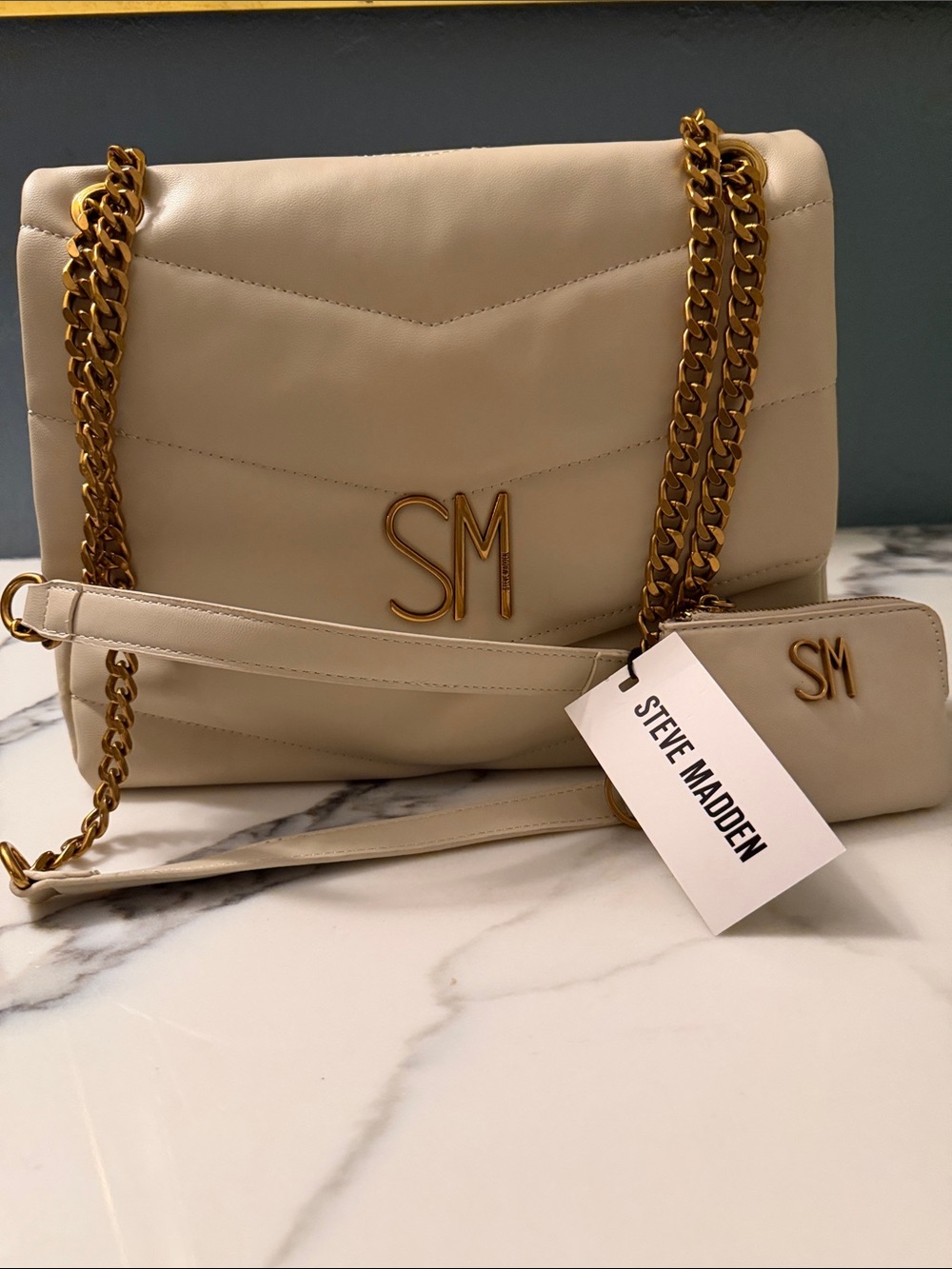 NWT Steve Madden Cream Quilted Shoulder Bag with Gold-Tone Chain SM Logo